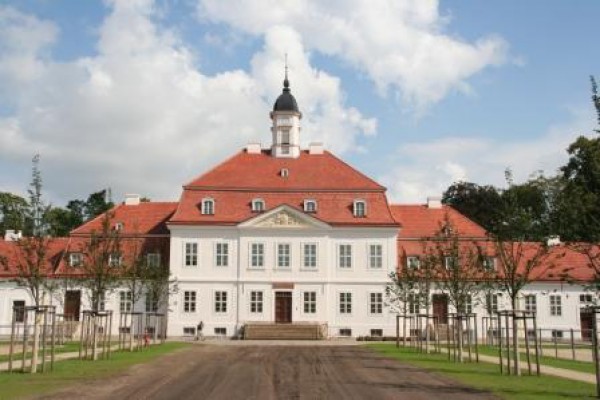 Ga mee naar de HENGSTPARADE in Brandenburg!!